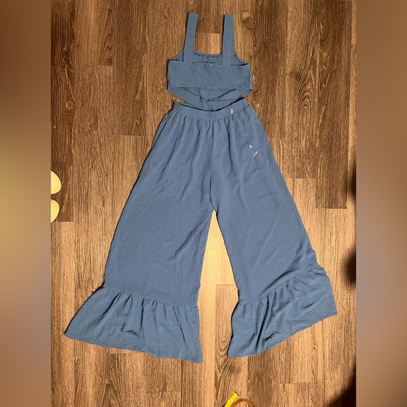 ILLA ILLA Blue Wide-Leg Jumpsuit with Ruffle Hem - Picture 4 of 10